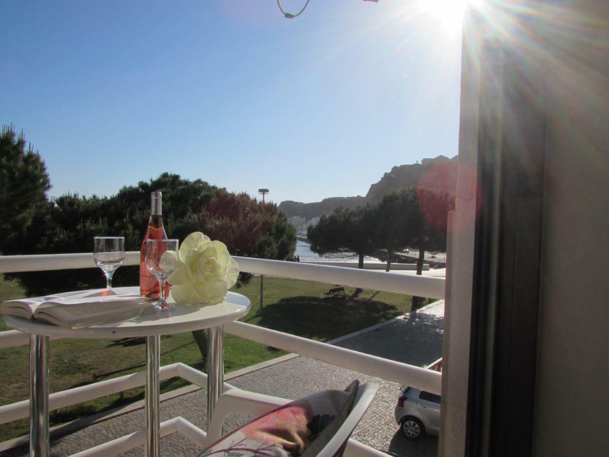Bay House With Pool 1 Minute From The Sao Martinho do Porto
