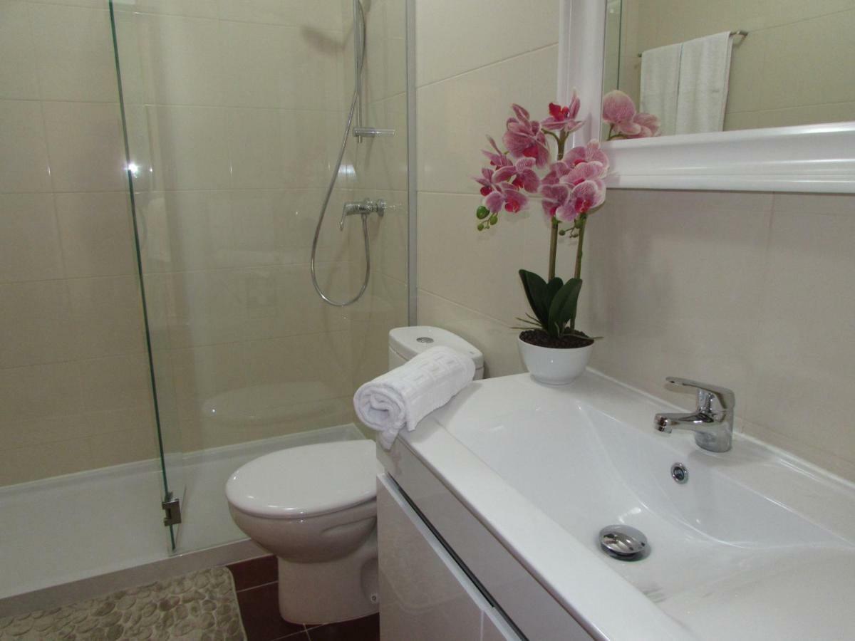 Bay House With Pool 1 Minute From The Sao Martinho do Porto